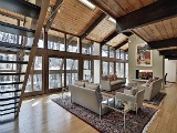 This Week’s Find: Arlington’s Glass House