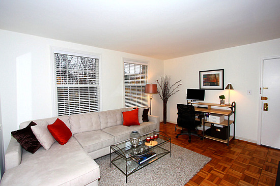 Deal of the Week: Sunny One-Bedroom in Cleveland Park: Figure 1