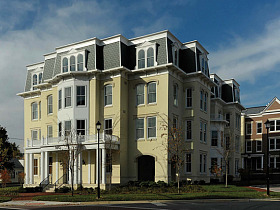 900 North Washington Street: Old Town Condos Seeing Green