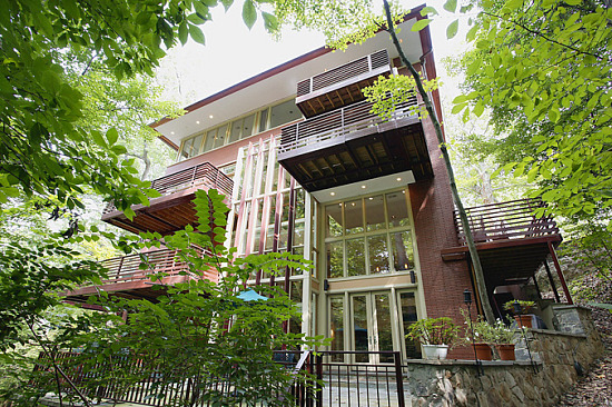 "If I Had $4 Million" Listing: 11,000 Square-Foot Treehouse in Forest Hills: Figure 1