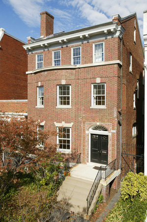 Sold: The Kalorama Digs of Top Chef DC: Figure 8