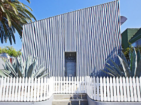 Best Reason to Leave DC for LA If You Have Money: Dennis Hopper's Compound