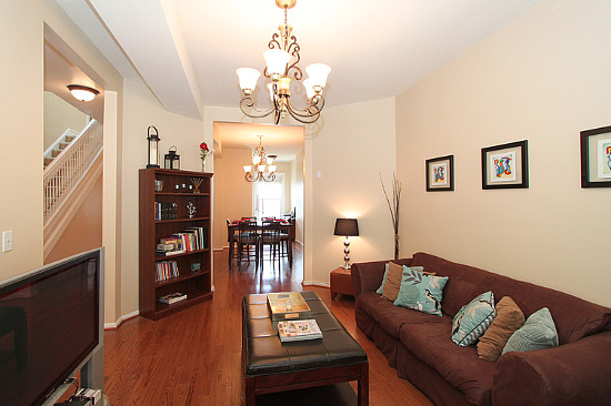 Deal of the Week: The Elusive Renovated Three-Bedroom For Under $400K: Figure 2