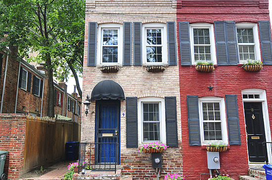 DC Real Estate's Real Unicorn: One-Bedroom Houses: Figure 1