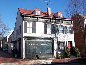 Georgetown Landmark General Store Back on Market: Figure 1