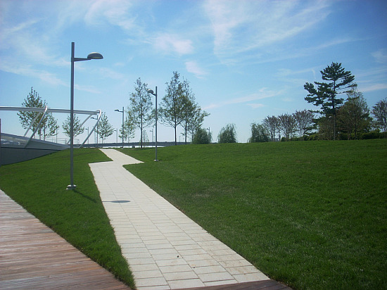 Waterfront Park in Capitol Riverfront Opens: Figure 11