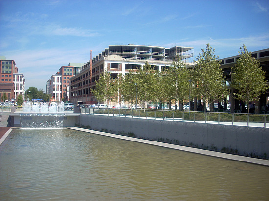 Waterfront Park in Capitol Riverfront Opens: Figure 9