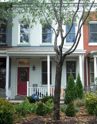 Under Contract: $550K Listings and DC's Deals: Figure 1