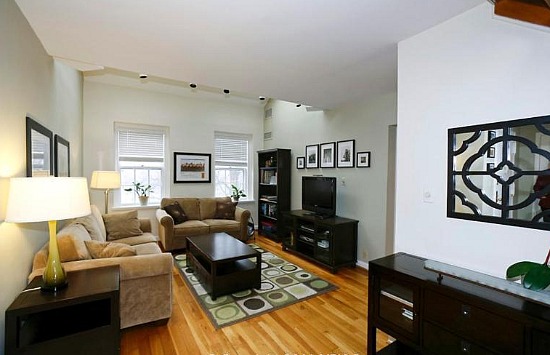 Deal of the Week: Two-Bedroom Plus Loft in McLean Gardens: Figure 2