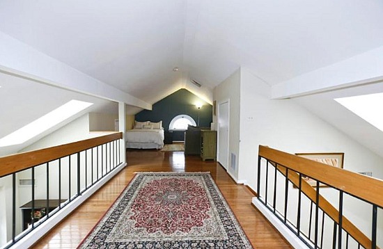 Deal of the Week: Two-Bedroom Plus Loft in McLean Gardens: Figure 1