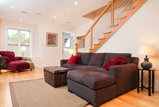 Deal of the Week: Under $300/Square Foot on Capitol Hill: Figure 2