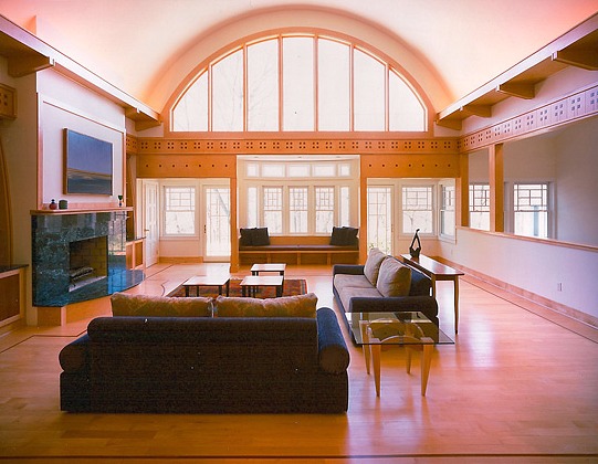 Friday Eye Candy: 8,000 Square Feet in Forest Hills: Figure 2