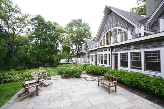 Friday Eye Candy: 8,000 Square Feet in Forest Hills: Figure 4