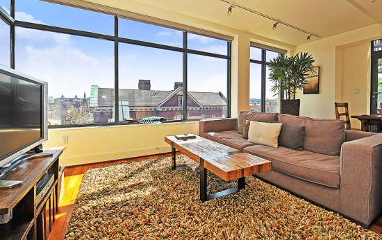 Friday Eye Candy: Penthouse Duplex in Logan Circle: Figure 2