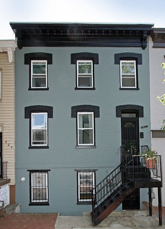 Deal of the Week: A Wider Capitol Hill Home: Figure 1