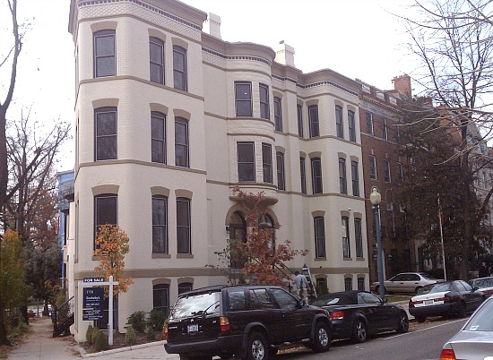 Dupont Circle Foreclosure Has a Fancy New Look: Figure 1