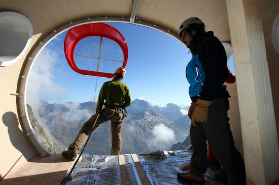 Mountain Shelters Get Sleek: Figure 3