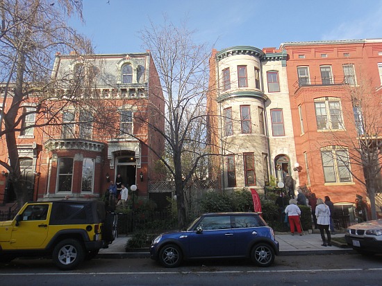 No Massive Wine Rooms: Images From the 2011 Logan Circle House Tour: Figure 1