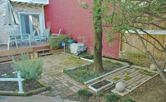 This Week's Find: Three Living Rooms in Logan Circle: Figure 6