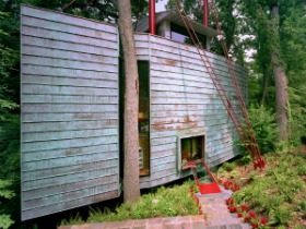 Home Price Watch: Posh Houses and Affordable Condos in 20008