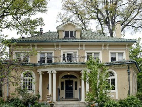 This Week's Find: Italian Renaissance Meets Four Square