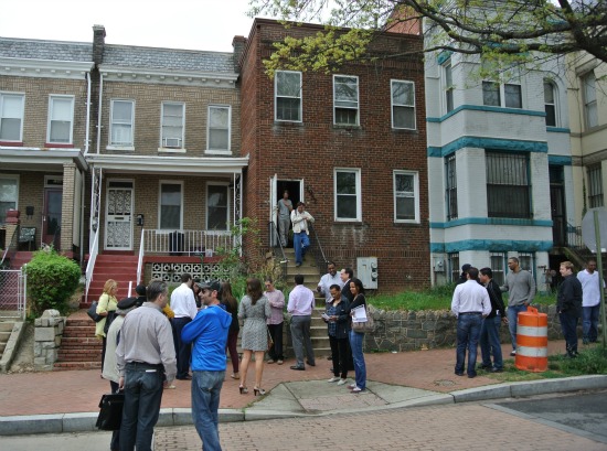 $275,000 to $625,000: The Anatomy of a DC Property Auction: Figure 1