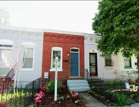 Above Asking: DC's One-Room House: Figure 1