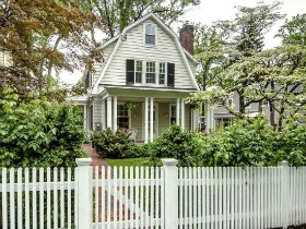 Best New Listings: Grassy Yard, Pointy Roof, and Windows Galore