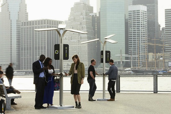 Phone Dying? Solar-Powered Charging Stations Popping Up in NYC: Figure 1