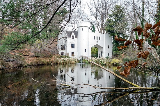 This Week's Find: The Castle in Chevy Chase: Figure 1