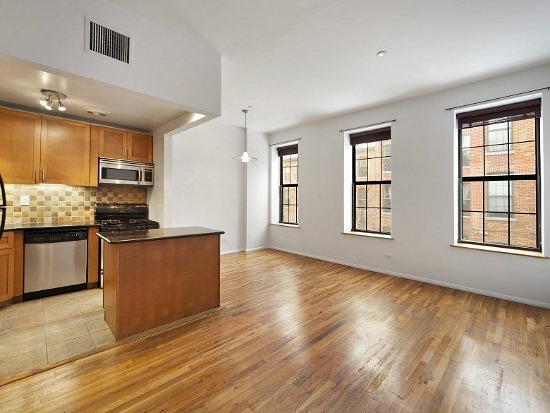 Jay-Z's Former Brooklyn Apartment Hits the Market: Figure 1