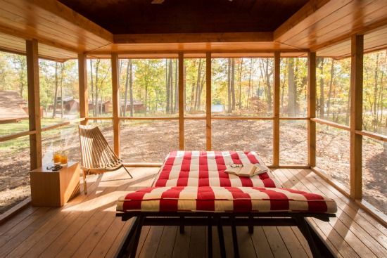 This 400 Square-Foot Mobile Cabin Looks at Home in the Woods: Figure 2