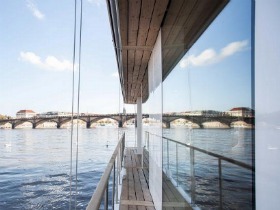 This Modular Housing is Made for the Water