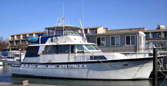 Water Living: Three Liveaboards For Sale at Gangplank Marina: Figure 2