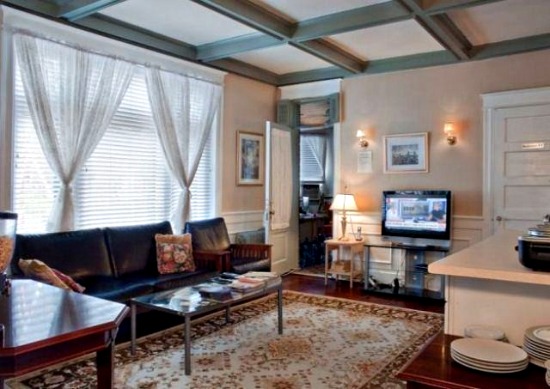 Woodley Park Bed and Breakfast to Hit the Auction Block: Figure 4