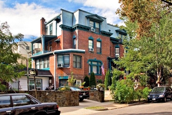 Woodley Park Bed and Breakfast to Hit the Auction Block: Figure 1