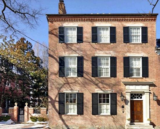 This Week's Find: A Shipping Merchant's Home From 1780: Figure 1