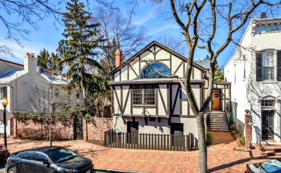 Former Chapel Turned Home Hits the Market in Georgetown: Figure 1