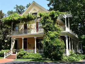Best New Listings: Oak Grove in Arlington, Contemporary in Foxhall and Foggy