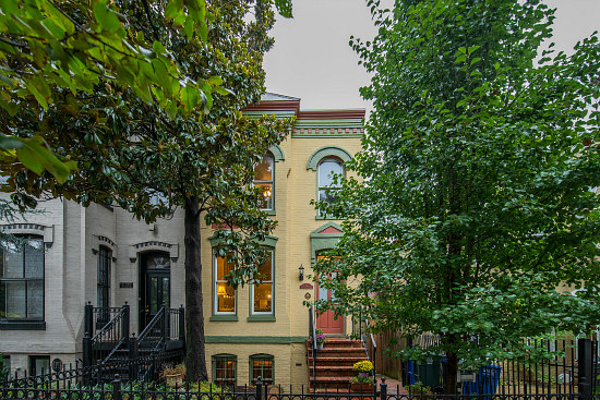 Best New Listings: A Good Wood Penthouse, Green and Yellow on the Hill: Figure 1