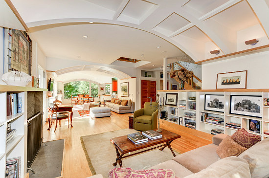 Best New Listings: The Best Living Room in the City: Figure 3