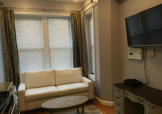 209 Square Feet: Inside DC's Smallest Home For Sale: Figure 3