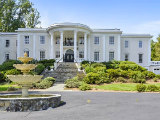 White House Replica in McLean to Hit the Auction Block