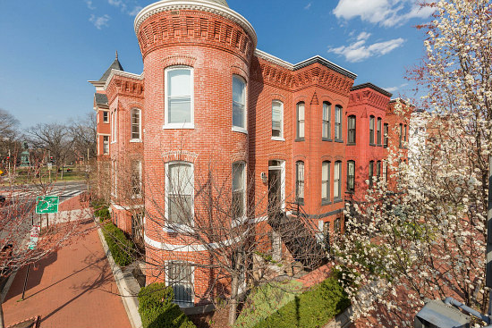 Six Figures Above Asking in Logan Circle: Figure 1