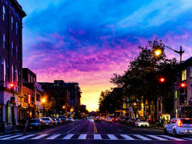 U Street Corridor: Weekday Strollers, Weekend Warriors