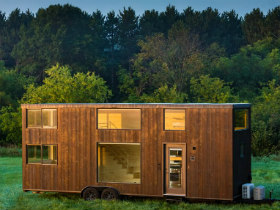 Tiny Home on Wheels With Occupancy For 8