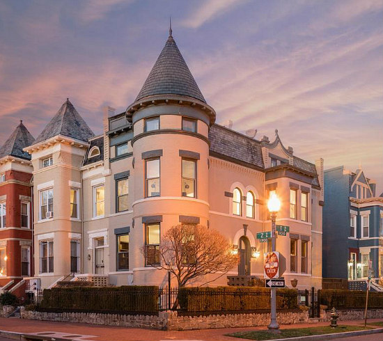 Best New Listings: 1,872 Square Feet Circa 1872 and A Woodgrain Wonder in Bloomingdale: Figure 3