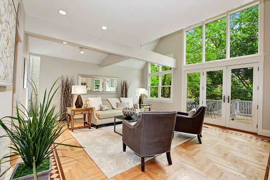 $376,000 Above Asking in Woodley Park: Figure 3