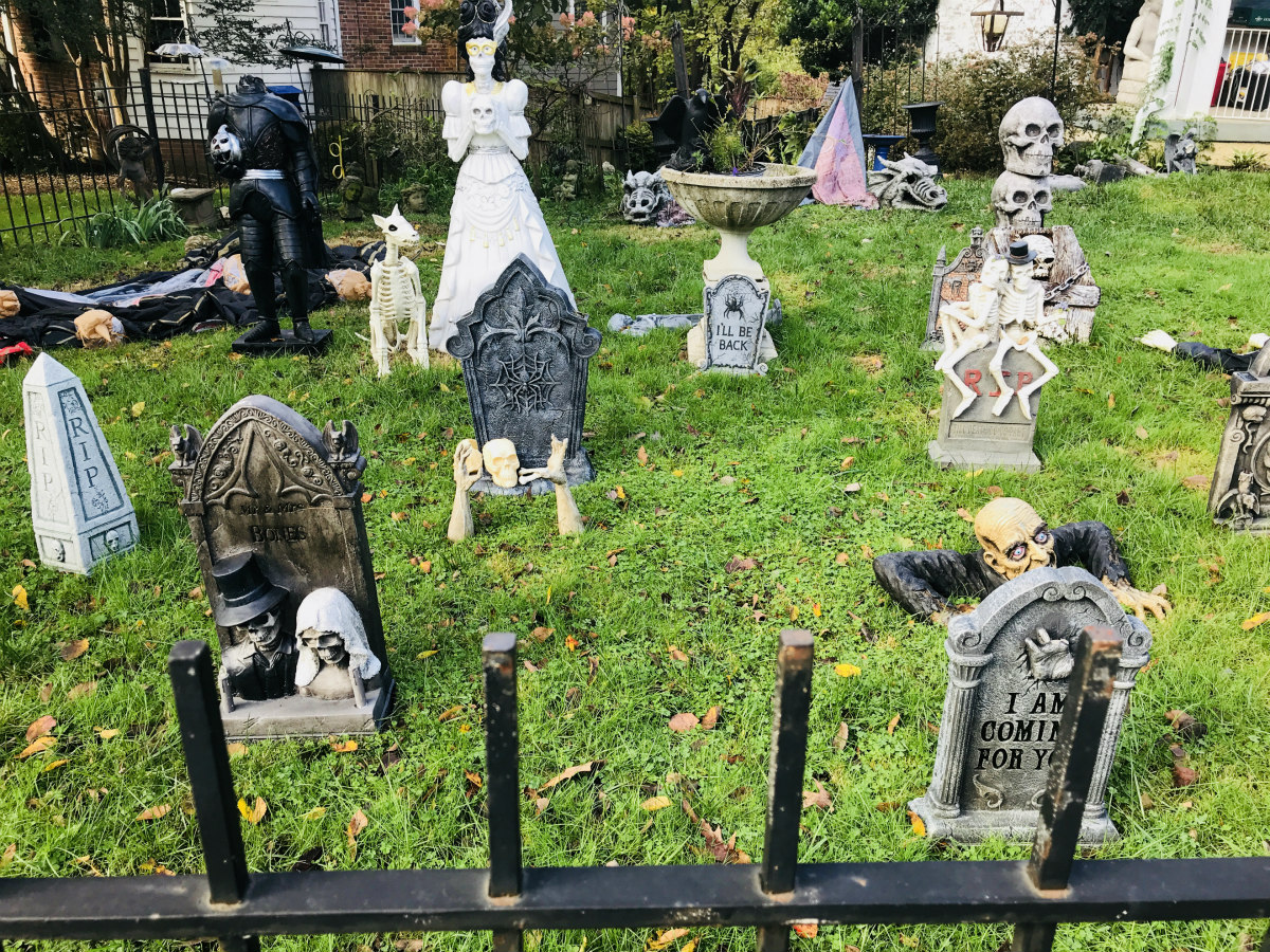 The Best Halloween Decorations Around DC: Figure 13