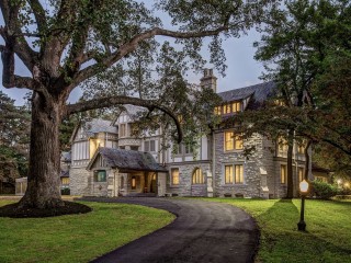 The First Home of Chevy Chase Sells for $10 Million
